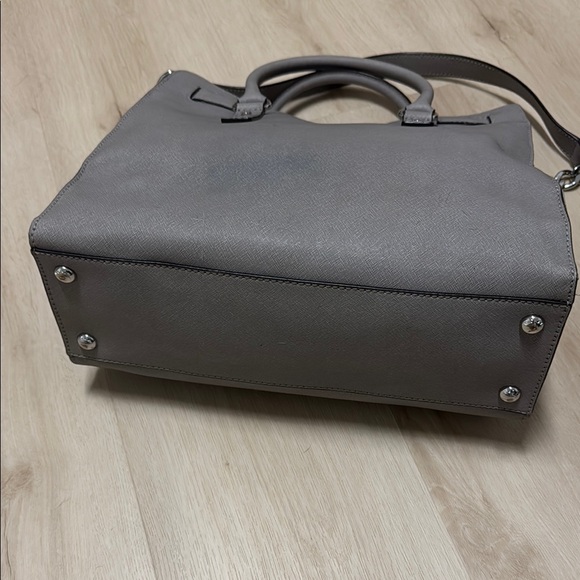 Michael Kors Grey Hamilton Saffiano Large Leather Tote Bag - Picture 10 of 15